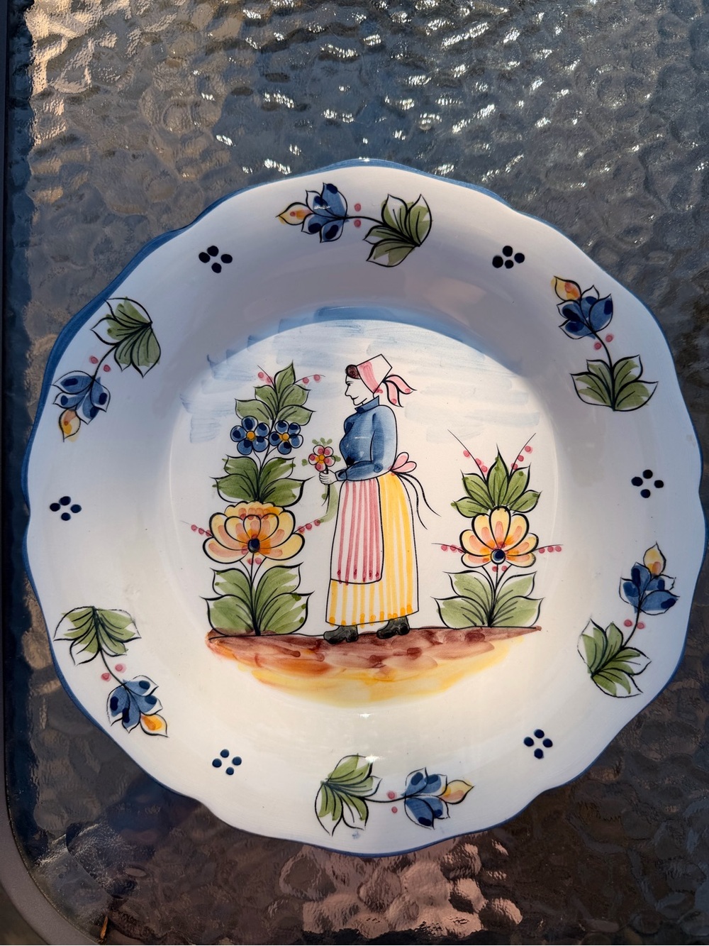 Jay Willfred Decorative Plate